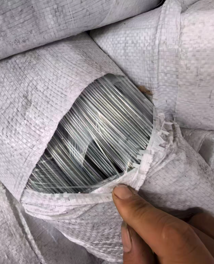 Galvanized Steel Wire: High-Strength Corrosion-Resistant Material for Industrial & Construction Applications